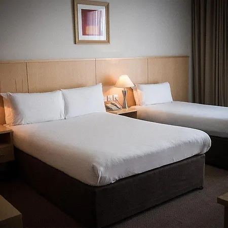 Travelodge Airport South