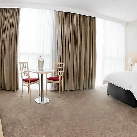 Travelodge Airport South Hotel