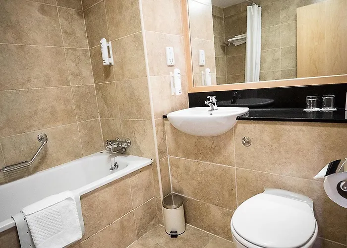 Travelodge Airport South 3* Dublin