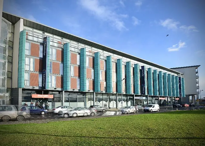 Travelodge Airport South 3* Dublin