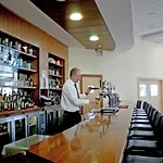 Hotel Travelodge Airport South
