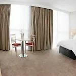 Travelodge Airport South Hotel